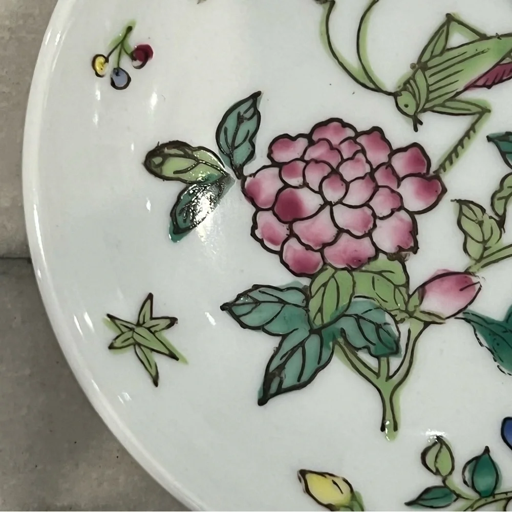 Crescent Court Hotel Made in Hong Kong Dish - Picture 6 of 13